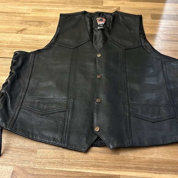 AMERICAN RIDER ⭐️ leather vest - Picture 5 of 10